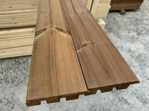 Thermowood Borovi Fenyő Falburkolat, Faházépitő 32x140mm A min.