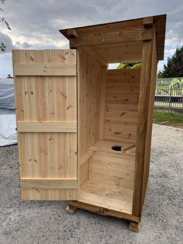 Kerti WC festett